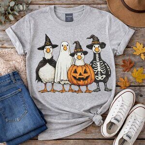 Halloween Goose Tee | Large | Gildan Gray